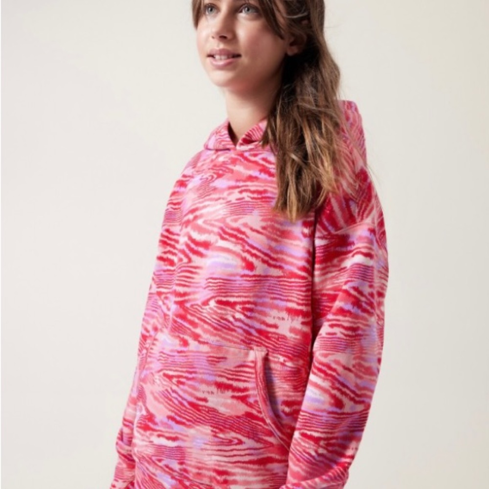 ATHLETA GIRL RETROACTIVE OVERSIZED HOODIE
Size XL or 14